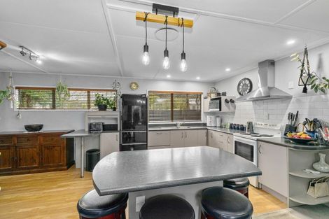 Photo of property in 39b Gemstone Drive, Birchville, Upper Hutt, 5018