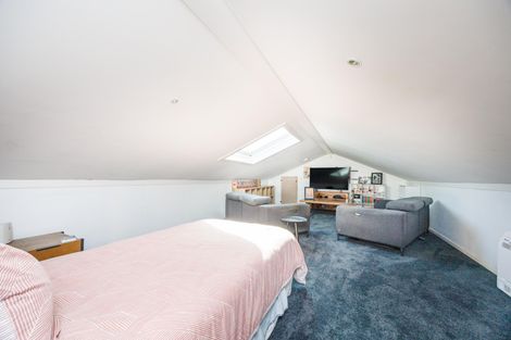 Photo of property in 116 Heretaunga Street, Palmerston North, 4414