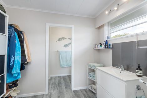 Photo of property in 2 Maclaren Street, Maymorn, Upper Hutt, 5018