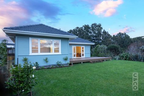 Photo of property in 29 Cambridge Road, Riverhead, 0820