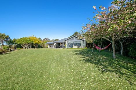 Photo of property in 69a Pipitiwai Drive, Helensville, Kaukapakapa, 0871