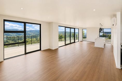 Photo of property in 116 Centennial Drive, Whitianga, 3510