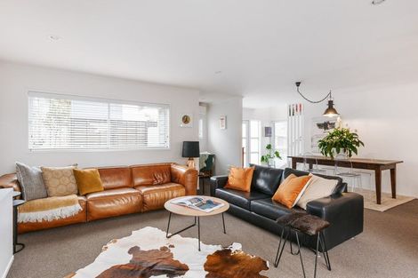 Photo of property in 351b Oceanbeach Road, Mount Maunganui, 3116