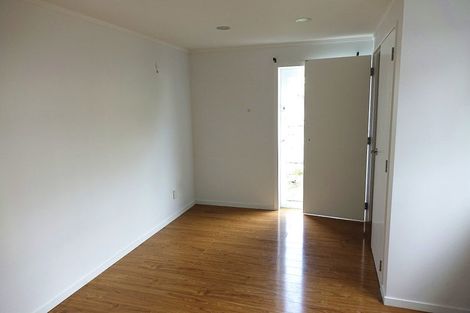 Photo of property in 43 Compton Street, Hillcrest, Auckland, 0627