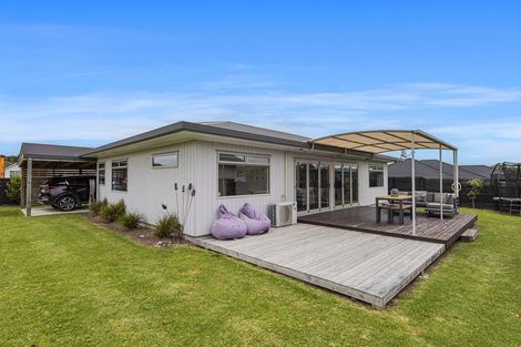 Photo of property in 28d Marram Place, Mangawhai Heads, Mangawhai, 0505