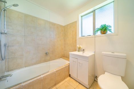 Photo of property in 6 Mexted Crescent, Ranui, Porirua, 5024