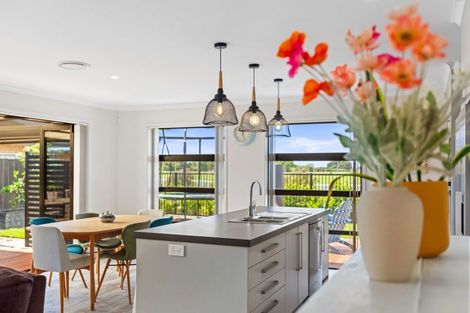 Photo of property in 32 Drabble Crescent, Papamoa Beach, Papamoa, 3118