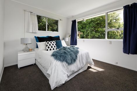 Photo of property in 1/81a Flanshaw Road, Te Atatu South, Auckland, 0610