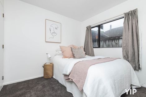 Photo of property in 2/10 Pohutukawa Street, Woburn, Lower Hutt, 5010