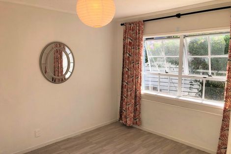 Photo of property in 2/55 Lake Road, Devonport, Auckland, 0624