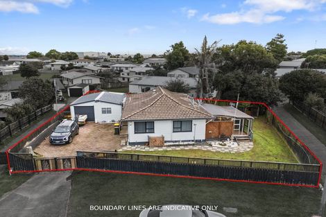 Photo of property in 13 Melleray Place, Randwick Park, Auckland, 2105
