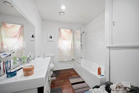 Photo of property in 27a Lloyd Avenue, Mount Albert, Auckland, 1025