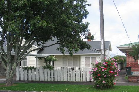 Photo of property in 41 Cromwell Street, Mount Eden, Auckland, 1024
