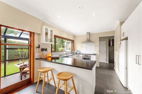 Photo of property in 21 Epuni Street, Hutt Central, Lower Hutt, 5011
