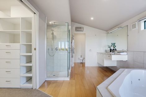 Photo of property in 168 Dyers Pass Road, Cashmere, Christchurch, 8022