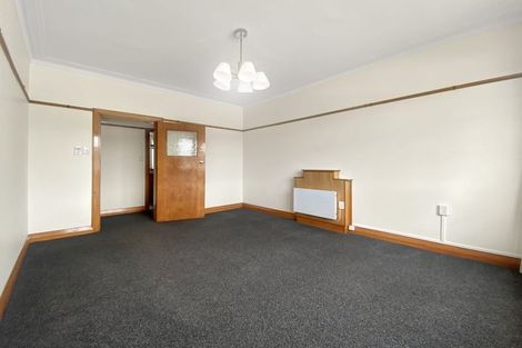 Photo of property in Ionian Flats, 123-125 Brougham Street, Mount Victoria, Wellington, 6011