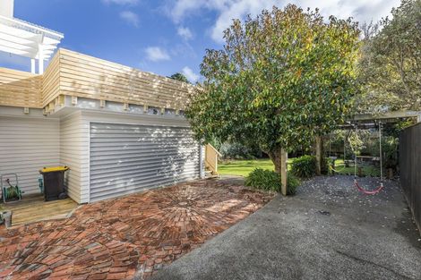 Photo of property in 8 Friend Street, Karori, Wellington, 6012