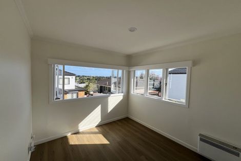 Photo of property in 61 Oakdale Road, Mount Roskill, Auckland, 1041