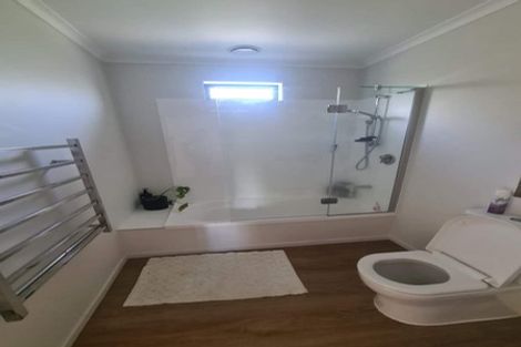 Photo of property in 10b Toatoa Place, Mangere Bridge, Auckland, 2022