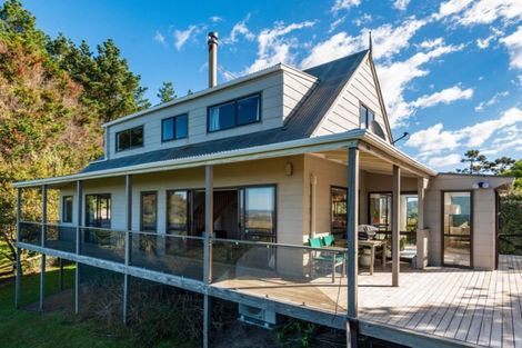 Photo of property in 18 Govan Wilson Road, Whangaripo, Warkworth, 0985