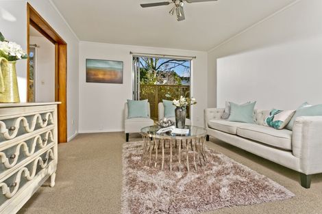 Photo of property in 46 Castleton Street, Birkdale, Auckland, 0626