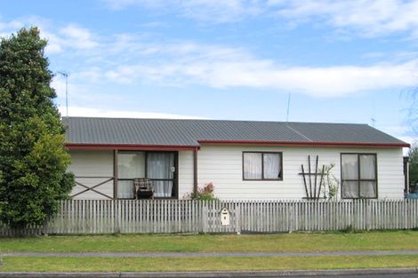 Photo of property in 5a Garland Drive, St Andrews, Hamilton, 3200