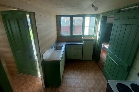 Photo of property in 49 Phillips Street, Tikokino, 4273