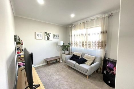 Photo of property in 32 Lisnoble Road, Flat Bush, Auckland, 2019