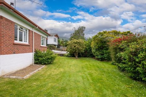 Photo of property in 18 Branxholm Street, Roxburgh, 9500