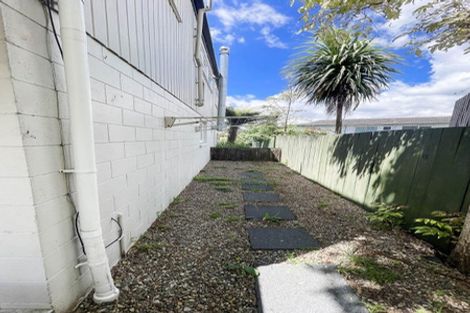 Photo of property in 1/35 Jaemont Avenue, Te Atatu South, Auckland, 0610