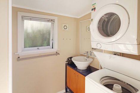 Photo of property in 24 Lincoln Street, Brooklyn, Wellington, 6021