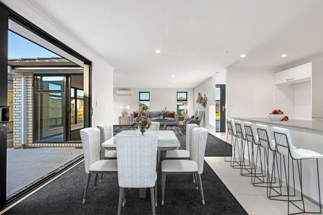 Photo of property in 56 Waruhia Crescent, Rototuna North, 3281