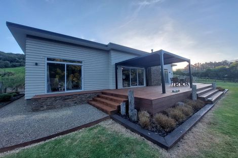 Photo of property in 327 Ahuroa Road, Puhoi, Warkworth, 0994