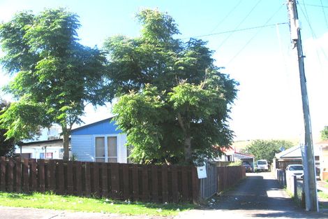 Photo of property in 4a Johnston Road, Mount Wellington, Auckland, 1060