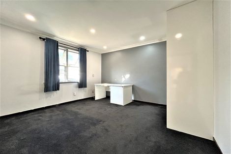 Photo of property in 2/24 Holbrook Street, Blockhouse Bay, Auckland, 0600