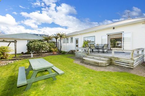 Photo of property in 32 Mcparland Street, Ebdentown, Upper Hutt, 5018