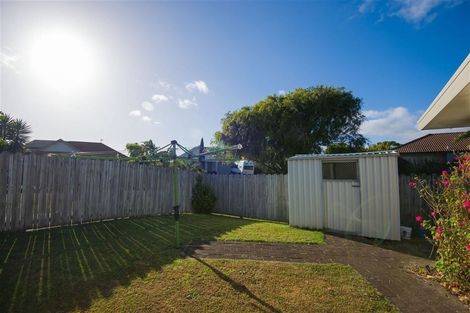 Photo of property in 8 Amberwood Drive, Northpark, Auckland, 2013