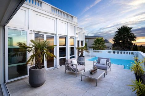 Photo of property in 37 Overdale Drive, Cashmere, Christchurch, 8022