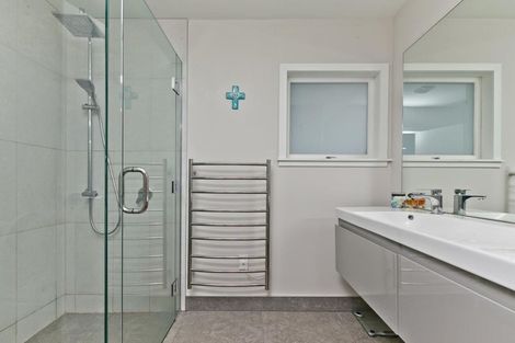 Photo of property in 45 Dominion Street, Takapuna, Auckland, 0622