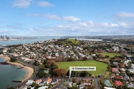 Photo of property in 10 Cheltenham Road, Devonport, Auckland, 0624