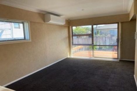Photo of property in 11 Waller Avenue, Bucklands Beach, Auckland, 2012