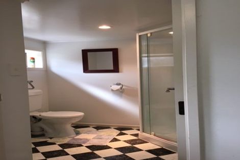 Photo of property in 28 Harvey Street, Waipahihi, Taupo, 3330