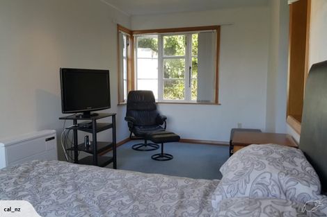 Photo of property in 56 Kinghorne Street, Strathmore Park, Wellington, 6022