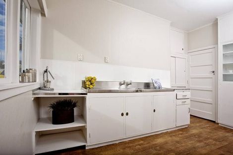 Photo of property in 25 Esmonde Road, Takapuna, Auckland, 0622