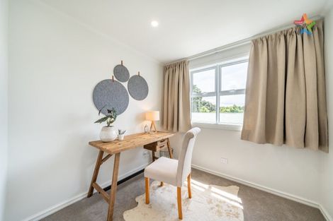 Photo of property in 44 Cambridge Terrace, Waiwhetu, Lower Hutt, 5010