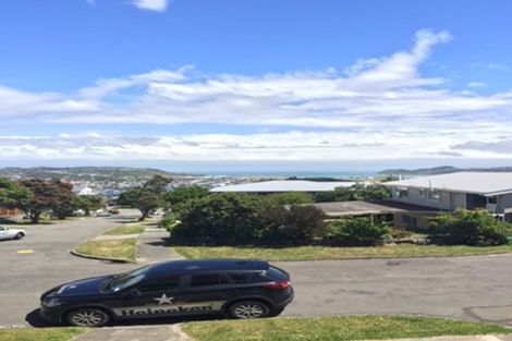 Photo of property in 4/7 Rangitane Street, Maupuia, Wellington, 6022