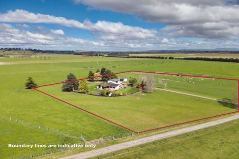 Photo of property in 1182a Tikokino Road, Waipawa, 4273