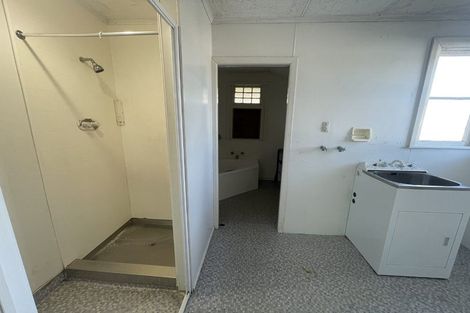 Photo of property in 164 Saint Aubyn Street, New Plymouth, 4310