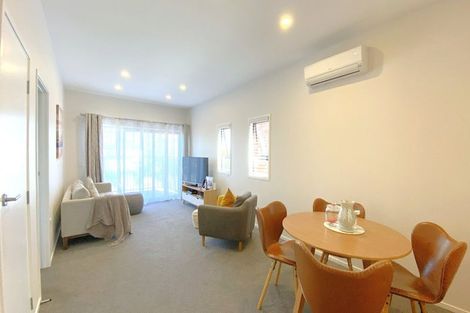 Photo of property in 13 Whakarato Way, Takanini, 2112