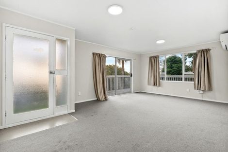 Photo of property in 11 Chrisarda Place, Red Hill, Papakura, 2110